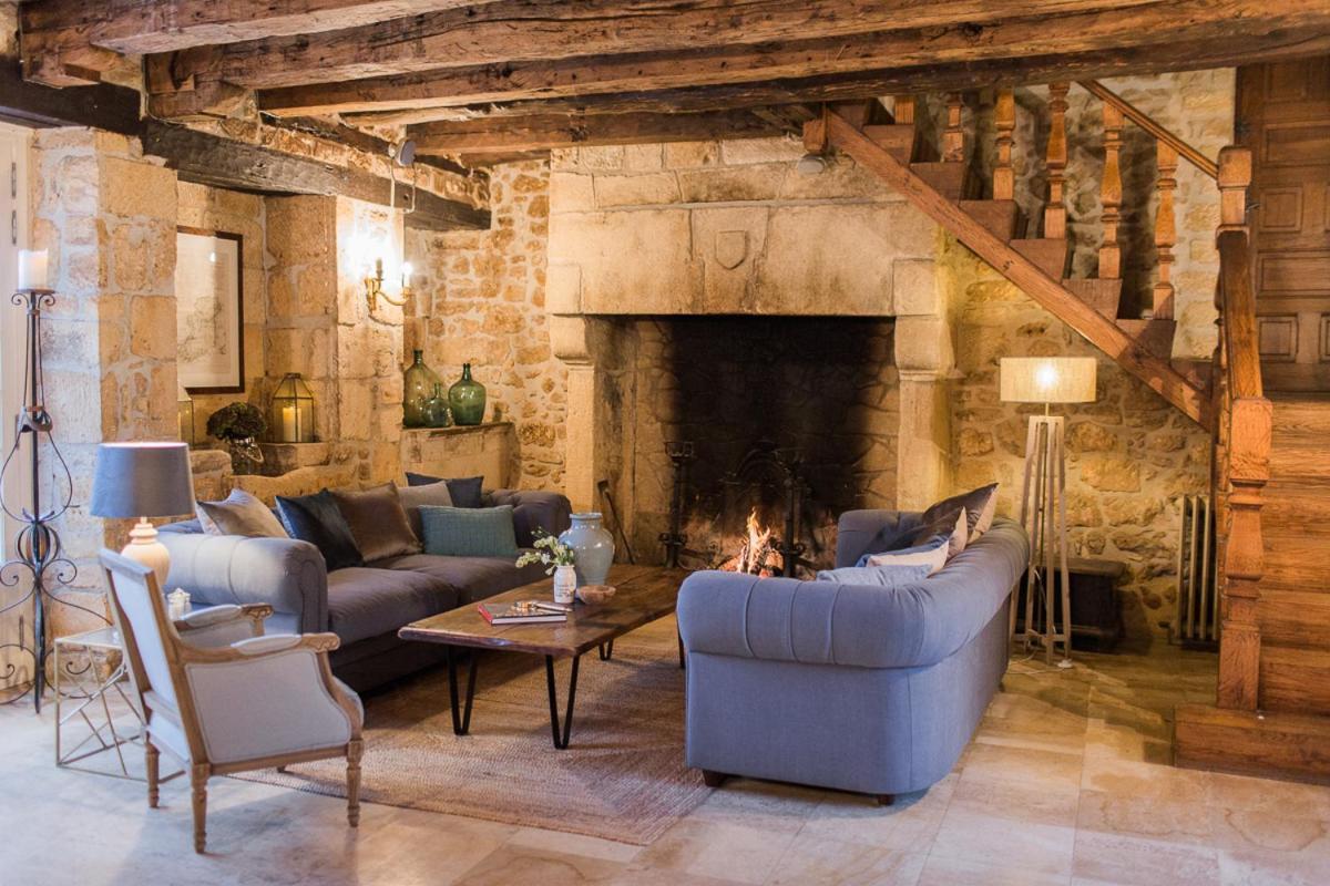 Château La Carrière Saint-Cyprien  Esterno foto